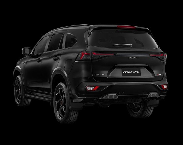 2026 ISUZU MU-X XT