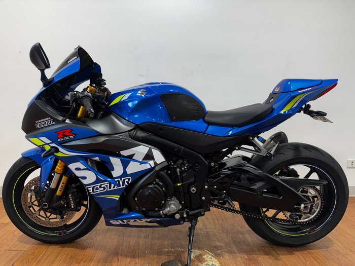 2018 Suzuki GSX-R1000R BLUE