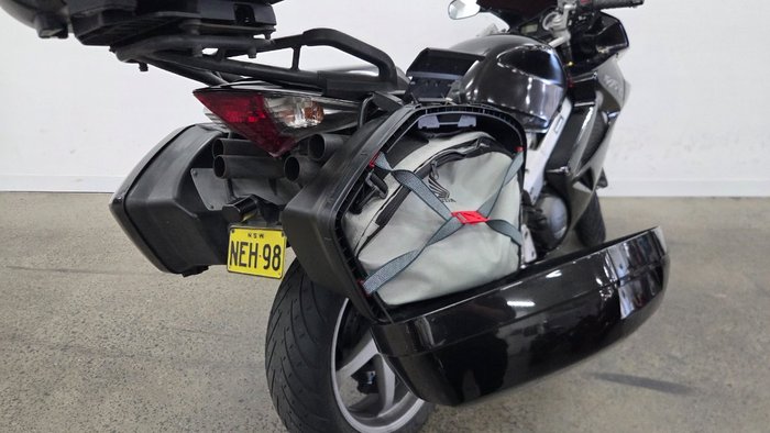 2005 Honda VFR800F (VFR800Fi) Black