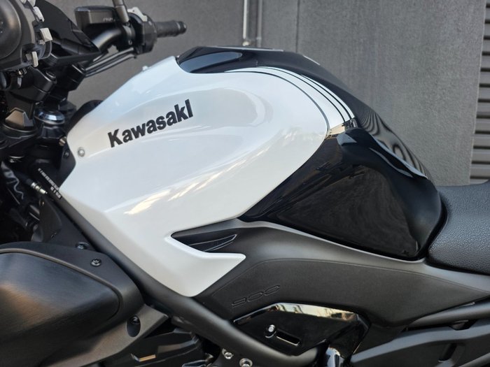 2026 Kawasaki Z900 (ZR900STFNN) WHITE