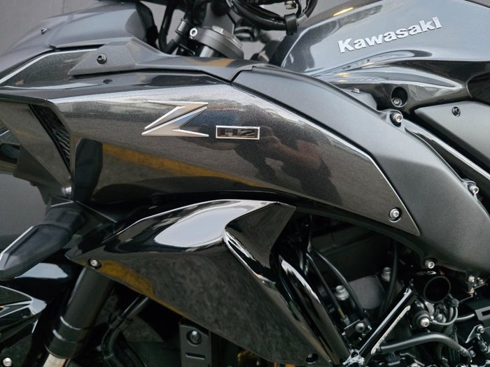 2026 Kawasaki Z H2 (ZR1000K) BLACK