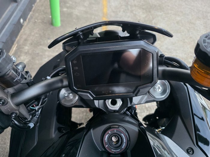 2026 Kawasaki Z H2 (ZR1000K) BLACK
