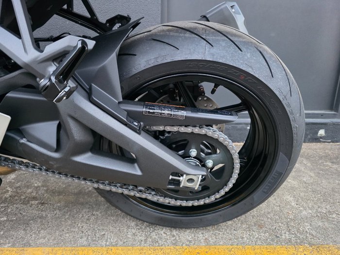 2026 Kawasaki Z H2 (ZR1000K) BLACK