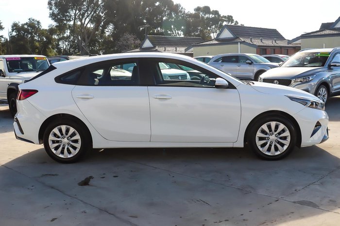 2024 Kia Cerato S
