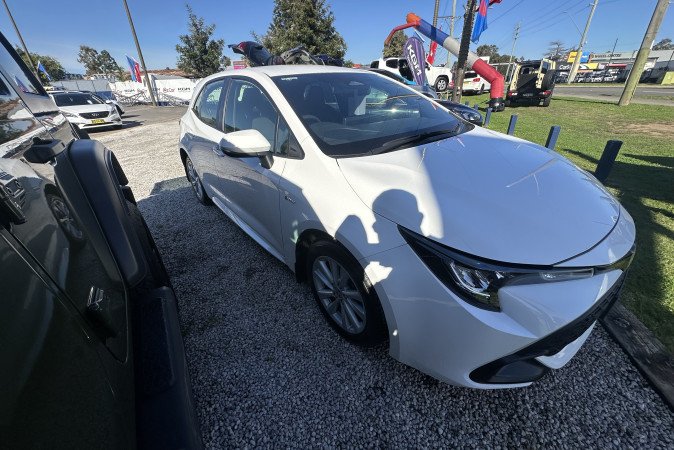 2024 TOYOTA COROLLA ASCENT SPORT HYBRID