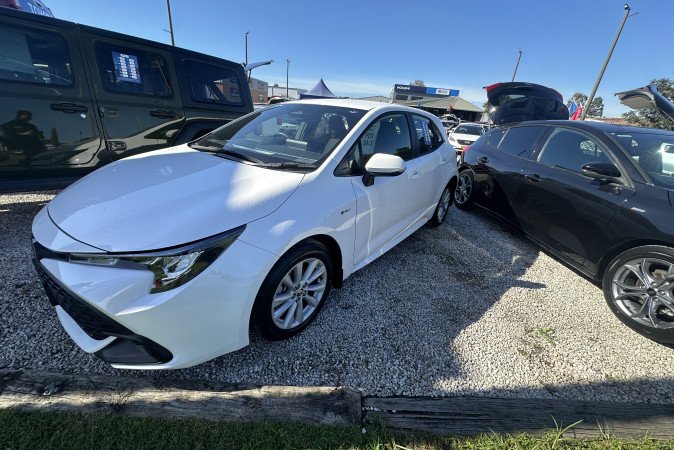2024 TOYOTA COROLLA ASCENT SPORT HYBRID