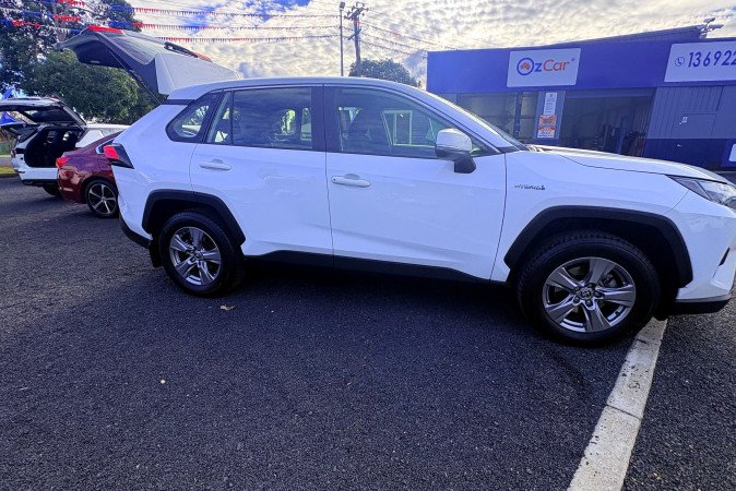 2024 TOYOTA RAV4