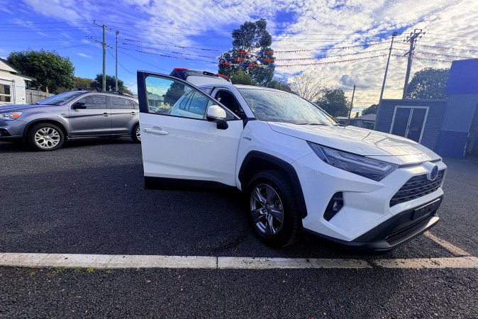 2024 TOYOTA RAV4 GX (2WD) HYBRID