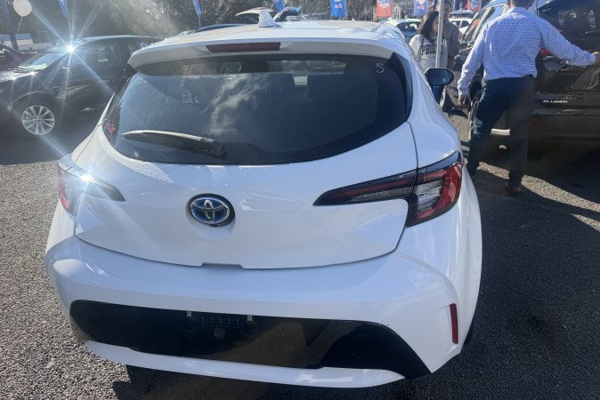 2024 TOYOTA COROLLA ASCENT SPORT HYBRID