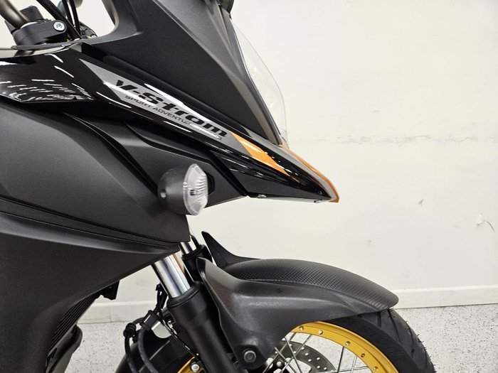 2026 Suzuki V-STROM 650XT (DL650XA) Black