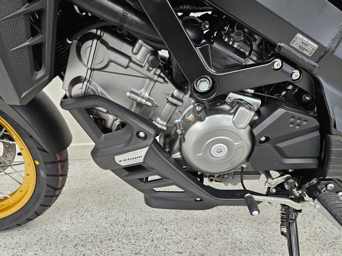 2026 Suzuki V-STROM 650XT (DL650XA) Black