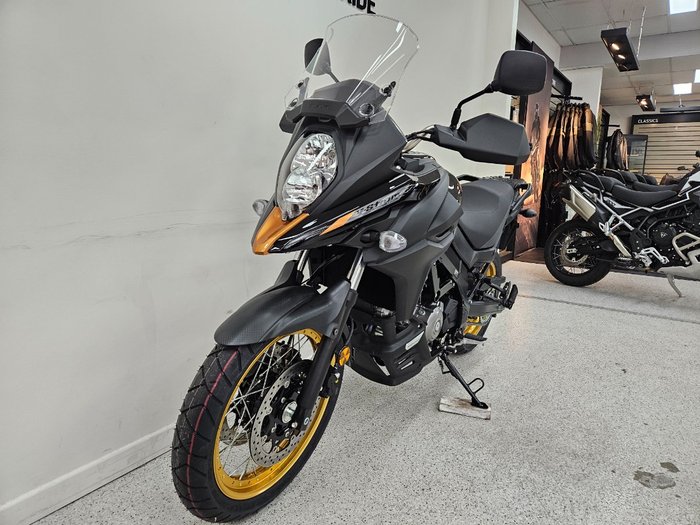 2026 Suzuki V-STROM 650XT (DL650XA) Black