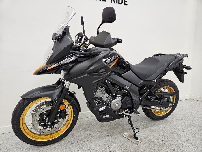 2026 Suzuki V-STROM 650XT (DL650XA) Black
