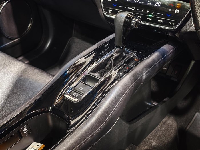 2016 Honda HR-V VTi-L