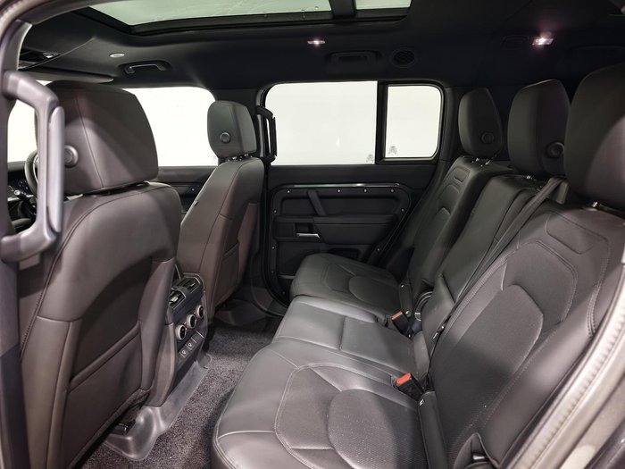 2025 Land Rover Defender