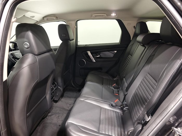 2025 Land Rover Discovery Sport P200 S