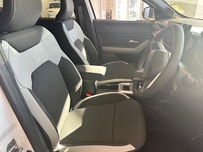 2025 Renault Duster Techno