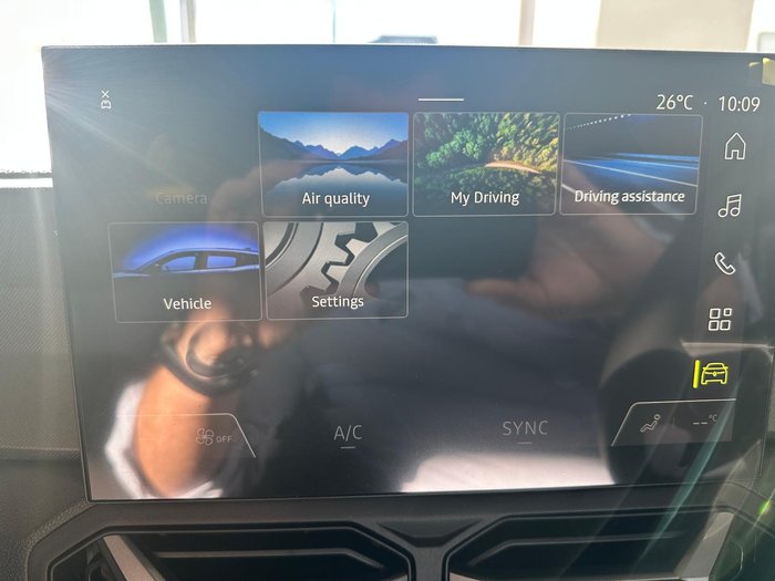 2025 Renault Duster Techno