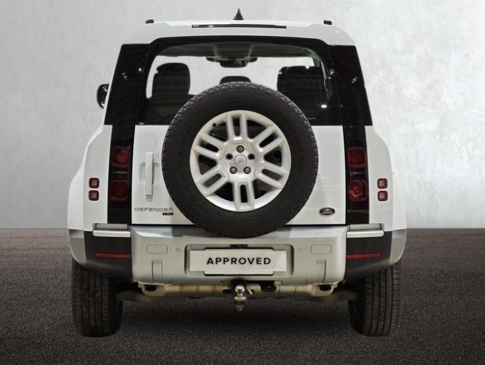 2022 Land Rover Defender 110 P400 S
