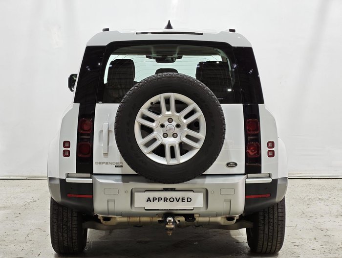 2022 Land Rover Defender 110 P400 S