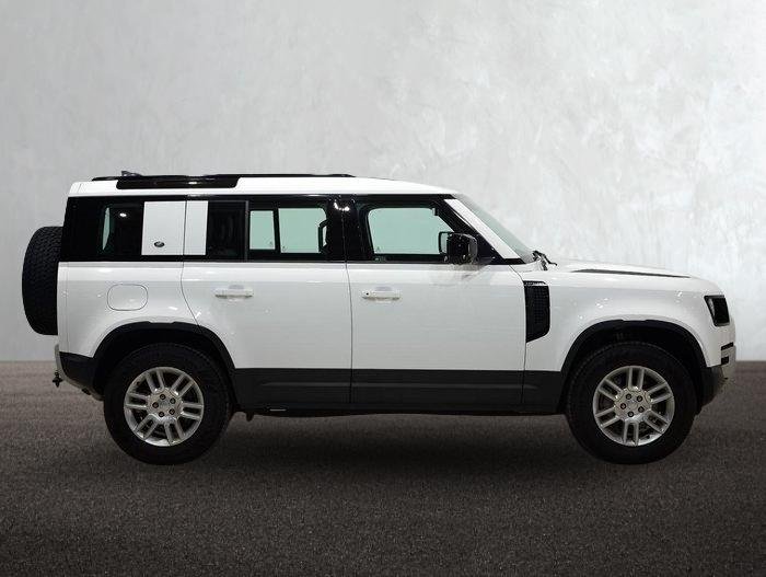 2022 Land Rover Defender 110 P400 S