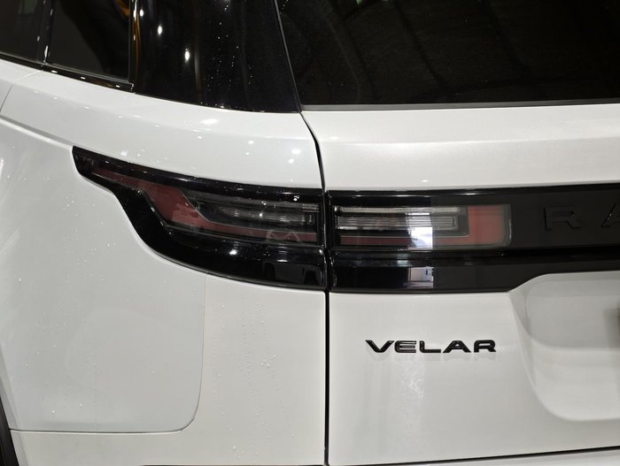 2024 Land Rover Range Rover Velar P250 Dynamic SE