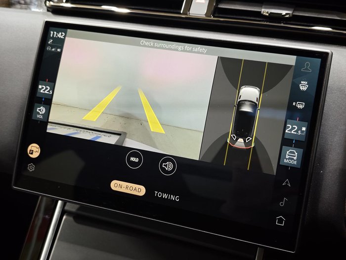 2024 Land Rover Range Rover Velar P250 Dynamic SE