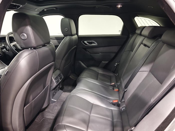 2024 Land Rover Range Rover Velar P250 Dynamic SE