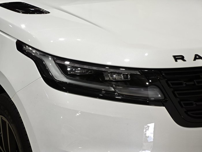 2024 Land Rover Range Rover Velar P250 Dynamic SE