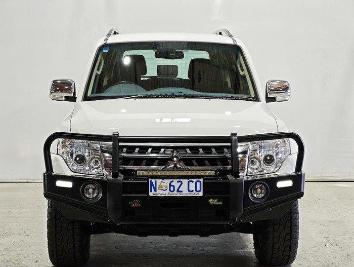 2020 Mitsubishi Pajero