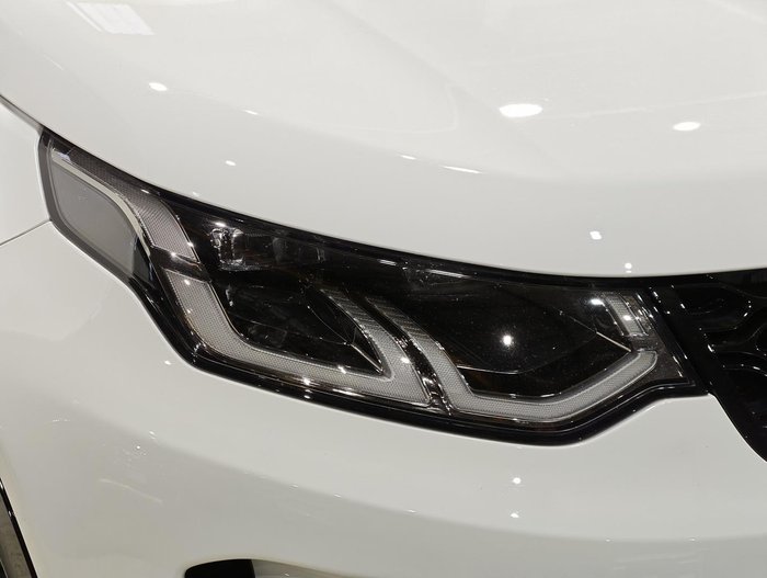2025 Land Rover Discovery Sport P250 Dynamic SE