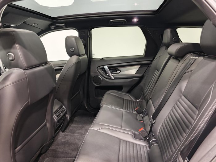 2025 Land Rover Discovery Sport P250 Dynamic SE