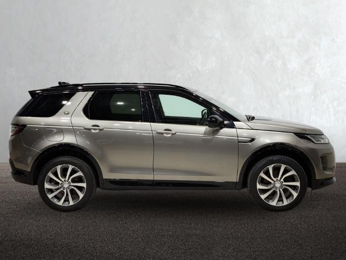 2024 Land Rover Discovery Sport P300e Dynamic SE