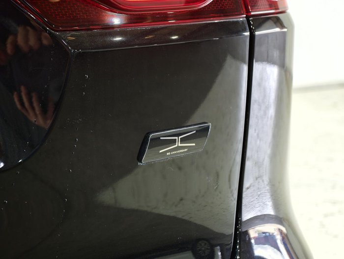 2025 Jaguar F-PACE PHEV P400e R-Dynamic SE 90th Anniversary Edition