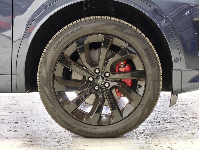 2024 Land Rover Discovery Sport P200 S