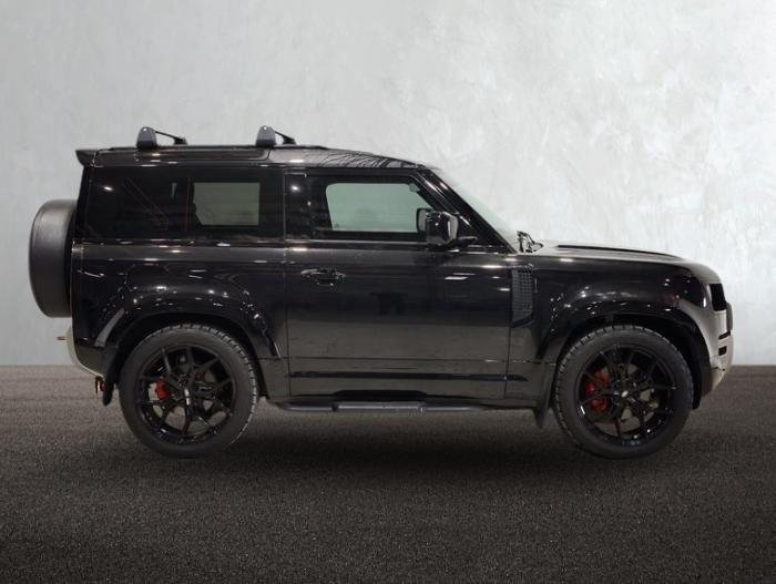 2023 Land Rover Defender 90 P300 S