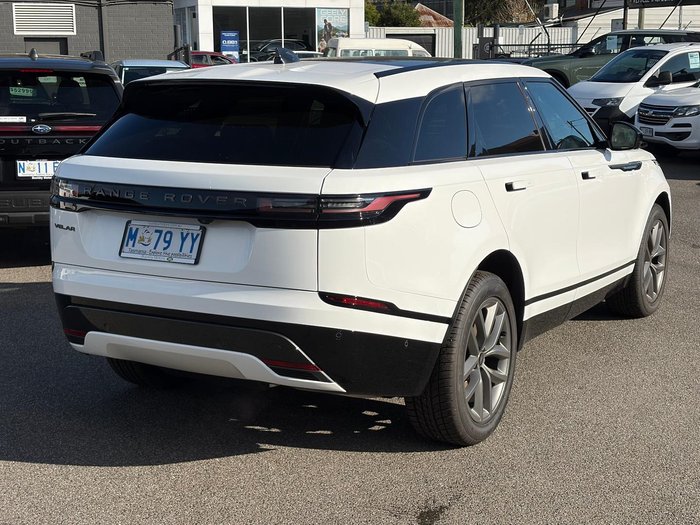 2025 Land Rover Range Rover Velar P250 Dynamic SE