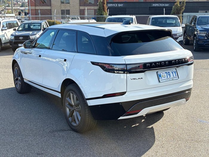 2025 Land Rover Range Rover Velar P250 Dynamic SE