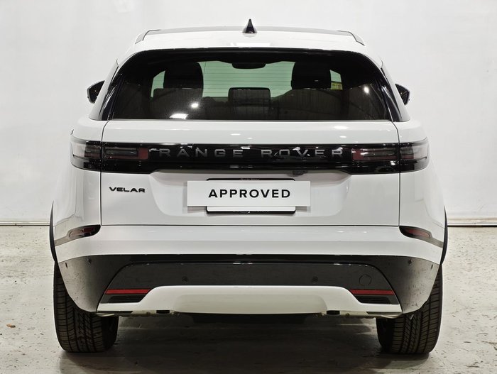 2025 Land Rover Range Rover Velar P250 Dynamic SE