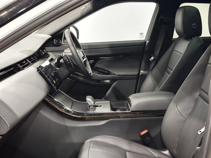 2026 Land Rover Range Rover Evoque P250 Dynamic SE