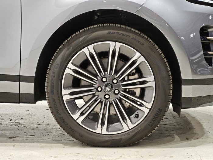 2024 Land Rover Range Rover Evoque P250 Dynamic SE