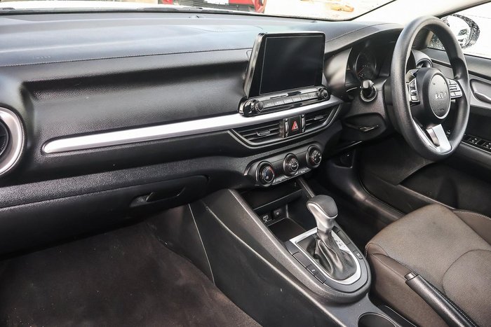 2024 Kia Cerato S