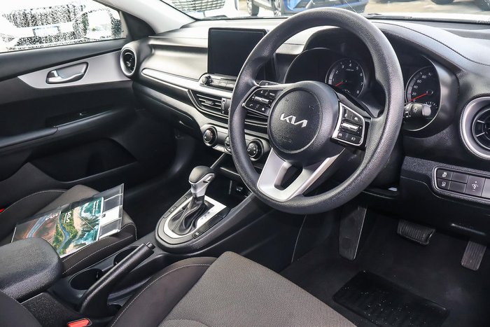 2024 Kia Cerato S