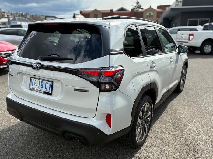 2025 Subaru Forester Hybrid Touring