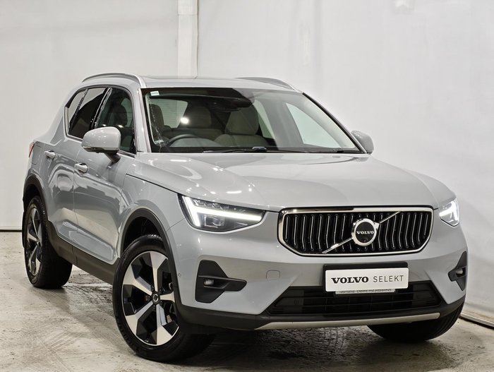 2024 Volvo XC40