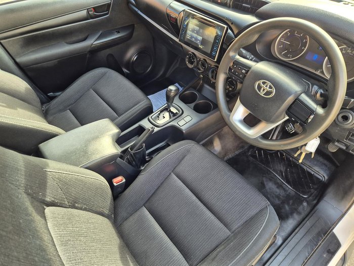 2018 Toyota Hilux SR