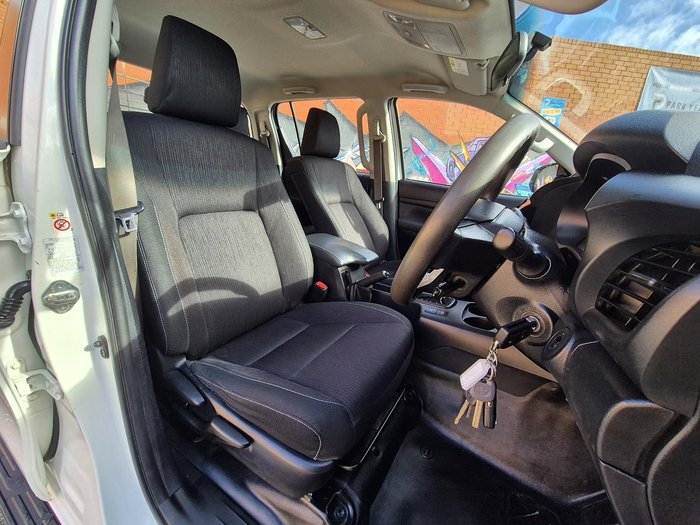 2018 Toyota Hilux SR
