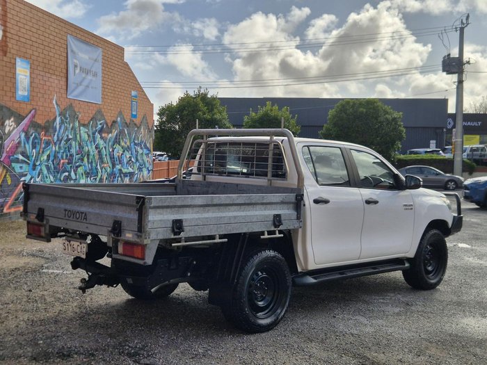 2018 Toyota Hilux SR