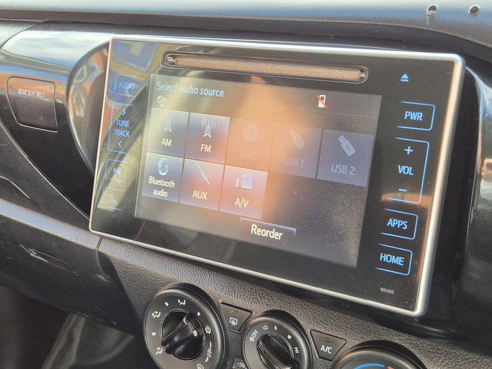 2018 Toyota Hilux SR