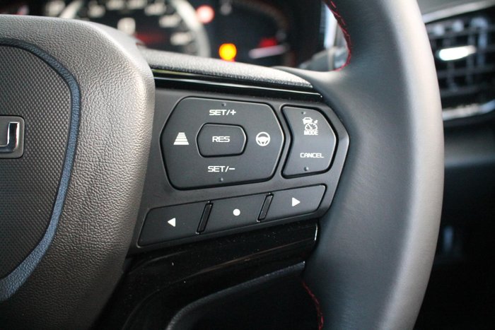 2025 Isuzu D-MAX X-TERRAIN